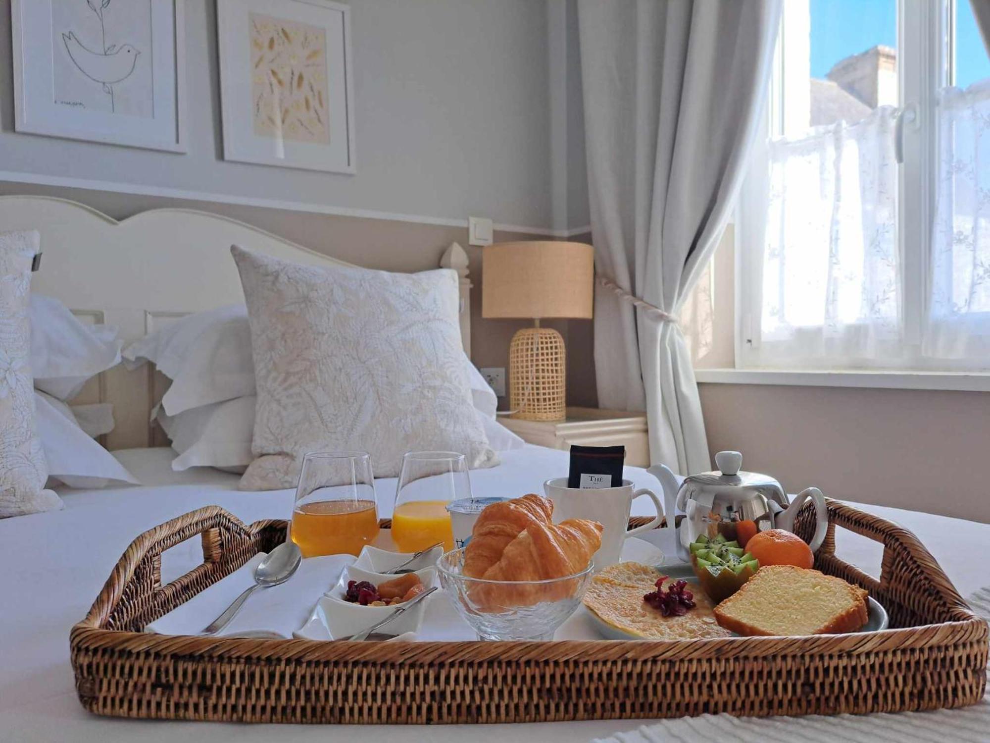 Hotel Traiteur Les Ormes, The Originals Relais Barneville-Carteret Luaran gambar